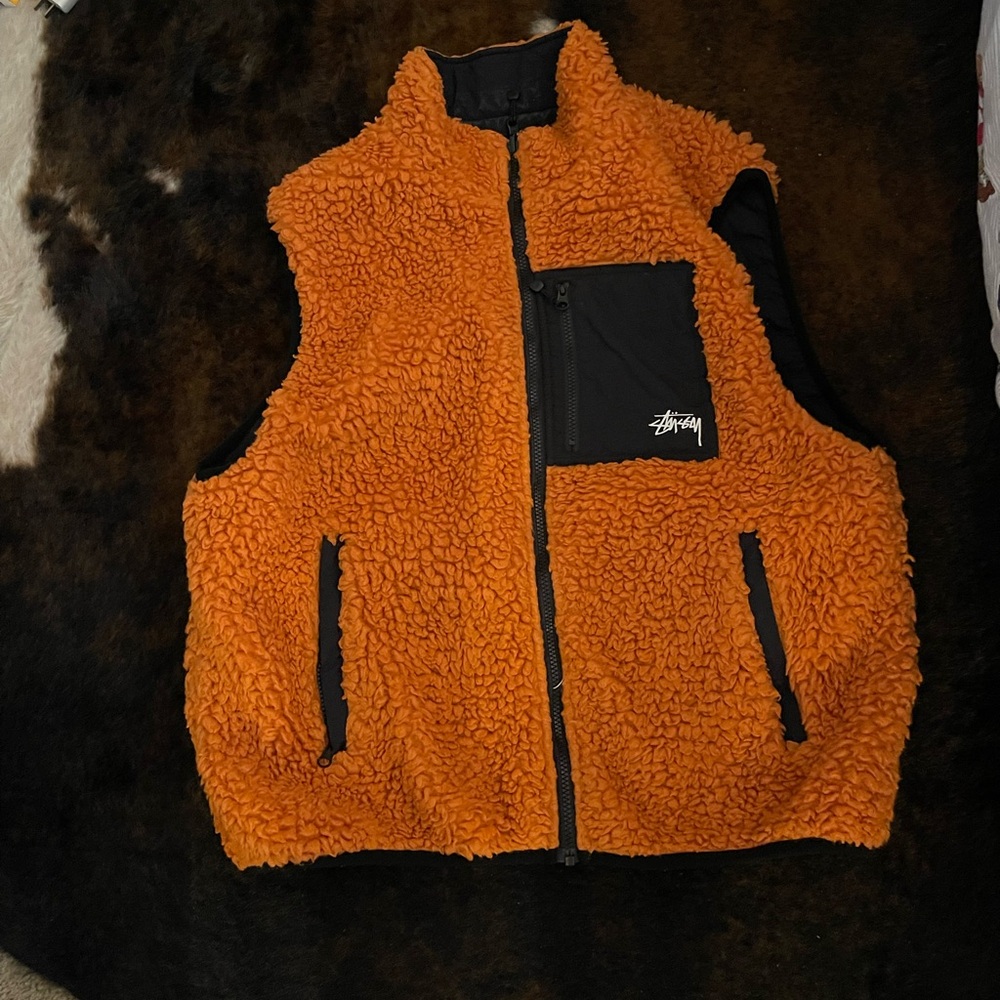 Stussy orange Sherpa reversible puffer vest